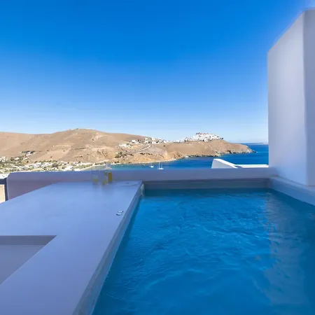 Infinity Blue & Hotel 4*