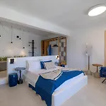 Infinity Blue Boutique 4*