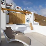 Infinity Blue Boutique 4*