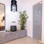 Hotel Infinity Blue Boutique 4*